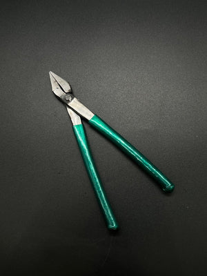 Flat nose plier