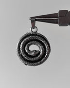 Snake pendant - 1 pc