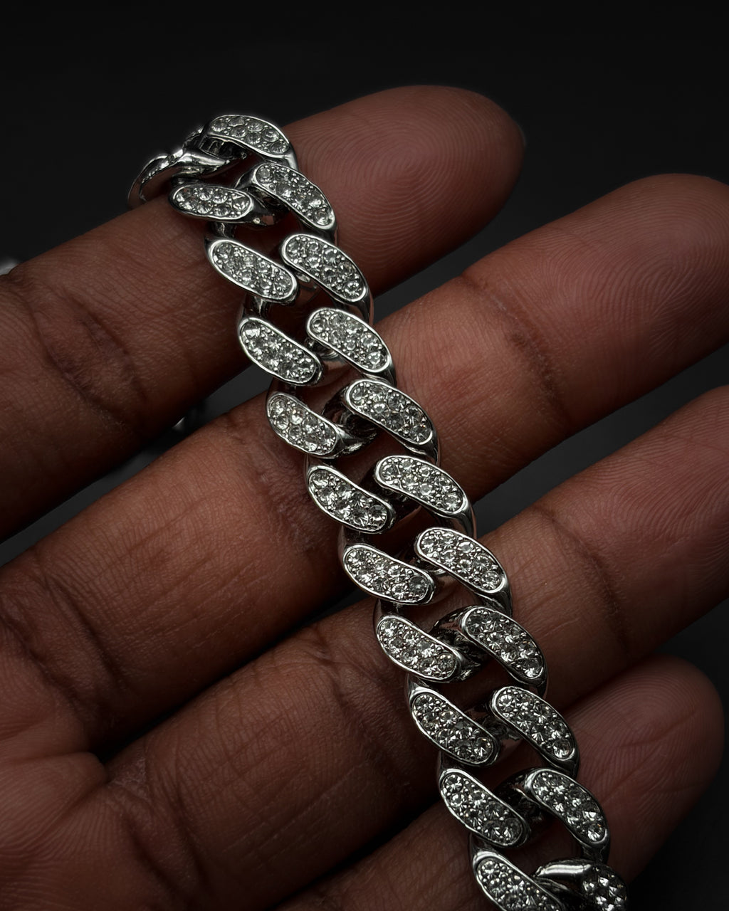 1.0 Iced necklace (sample batch)