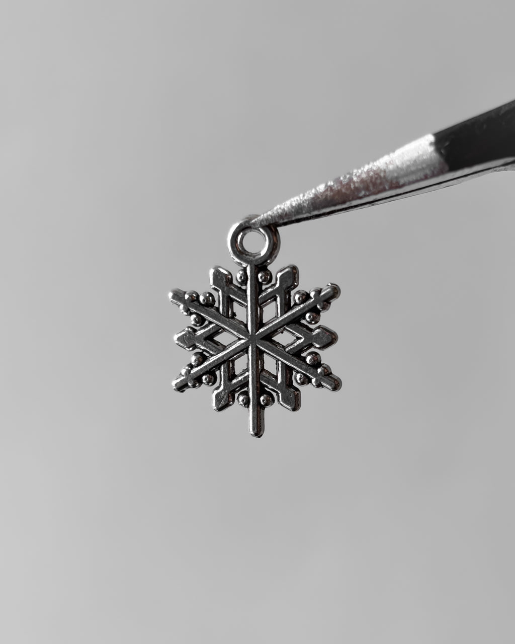 Snow flake charm - 10 pc