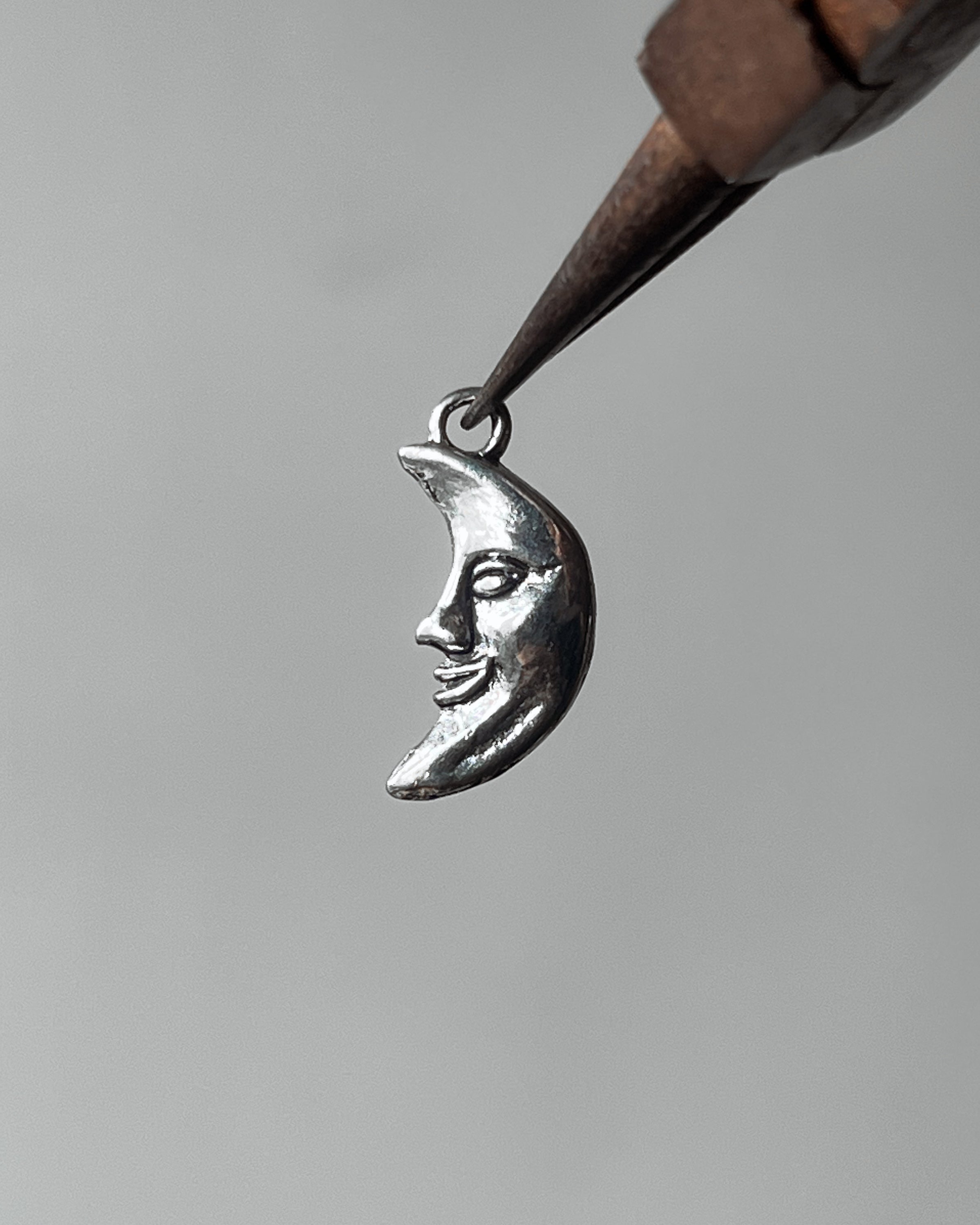 Moon charm - 10 pc