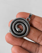 Snake pendant - 1 pc
