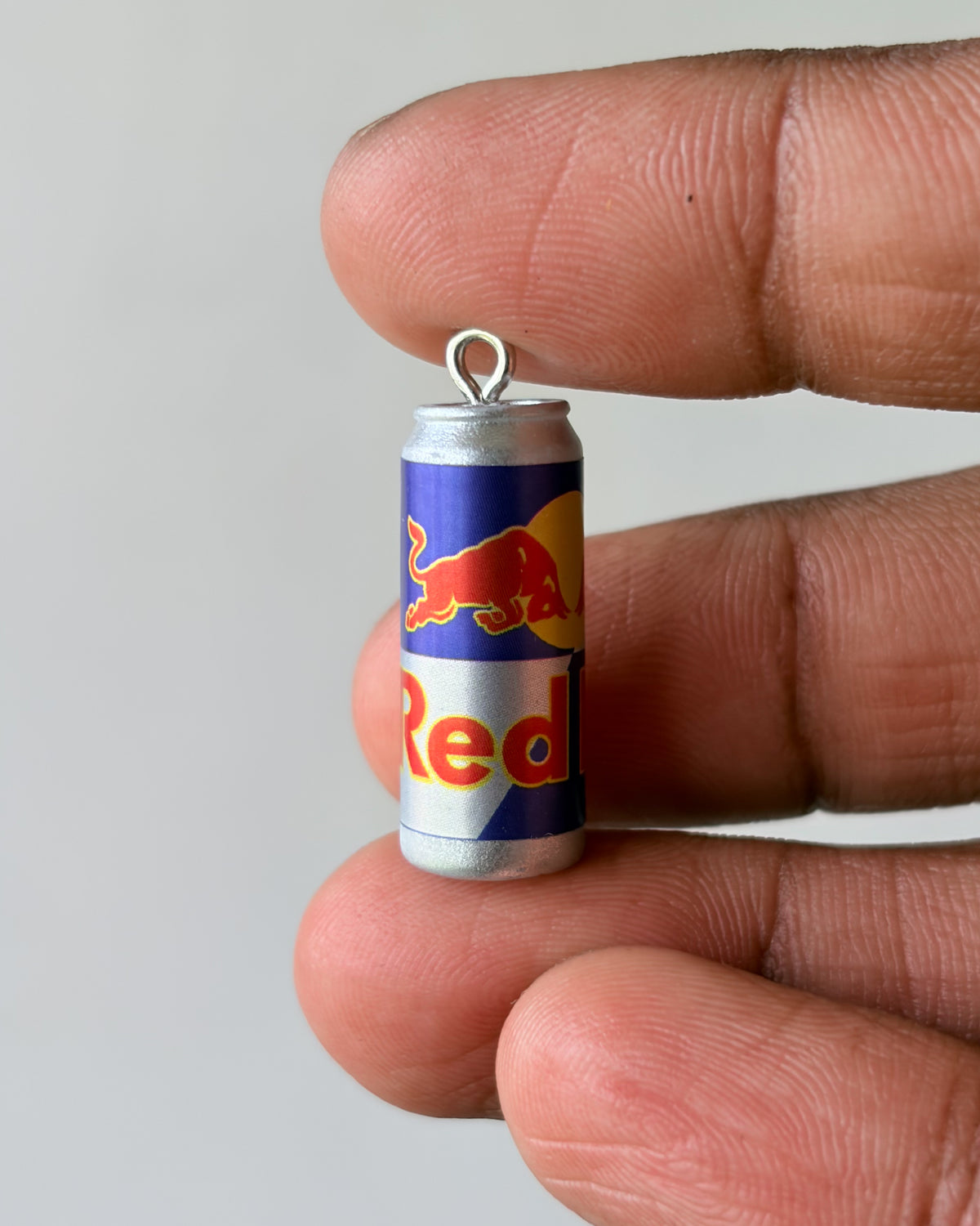 Old school red bull charm - 10 pc