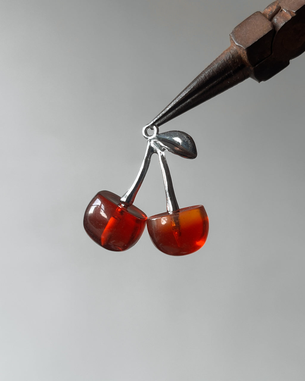 Red Cherry charm - 1 pc
