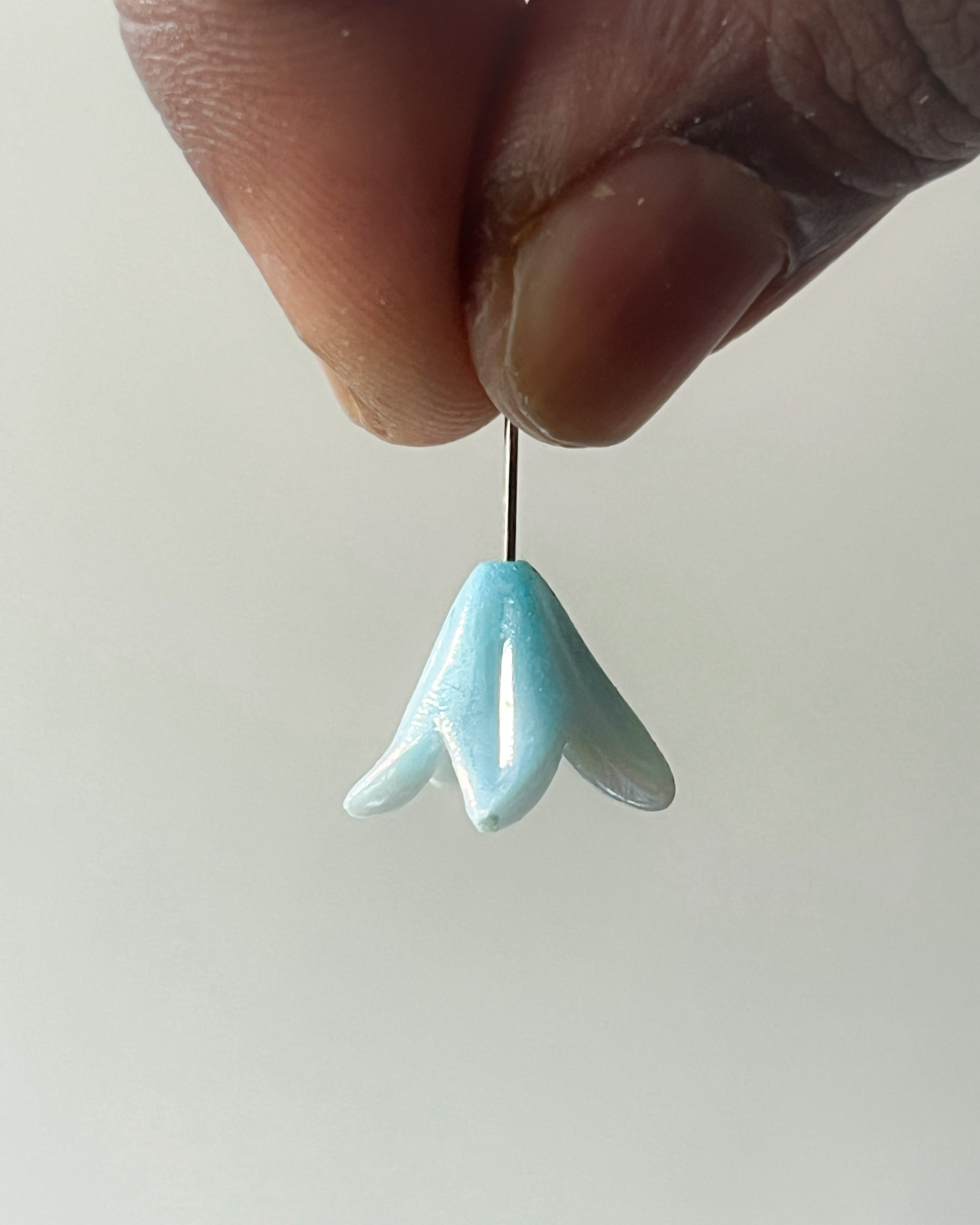 Lily beads / 50 grams