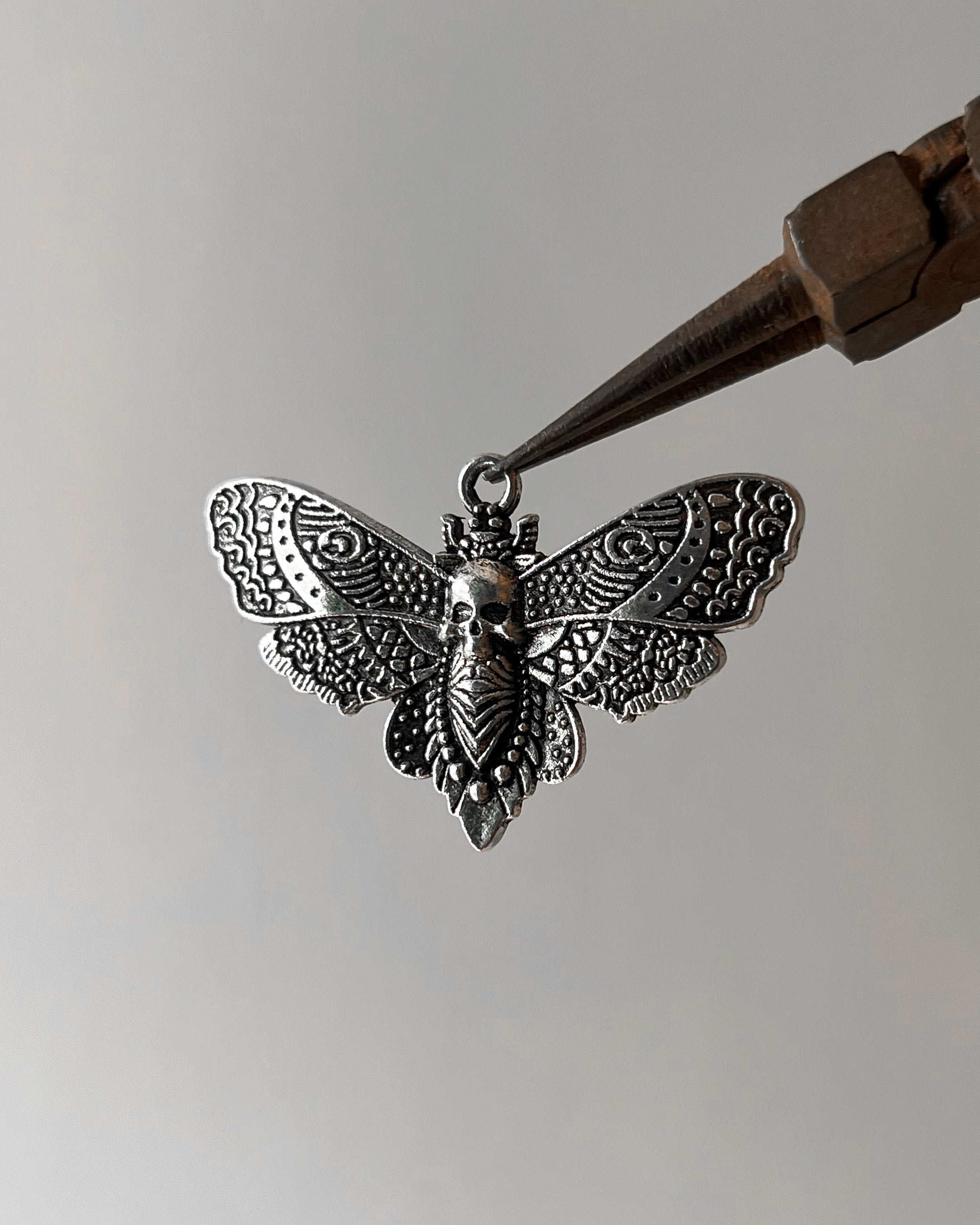 10 pc Skull Butterfly Charm