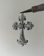 Chunky white cross