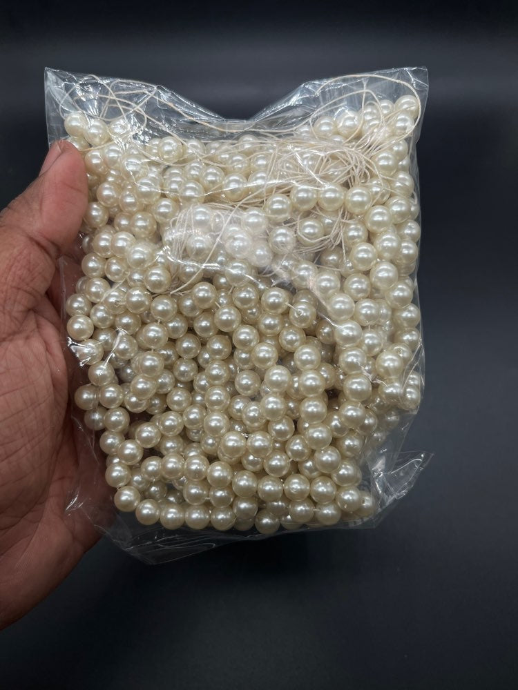 8mm Plastic Bead Bunch - 400+ Beads