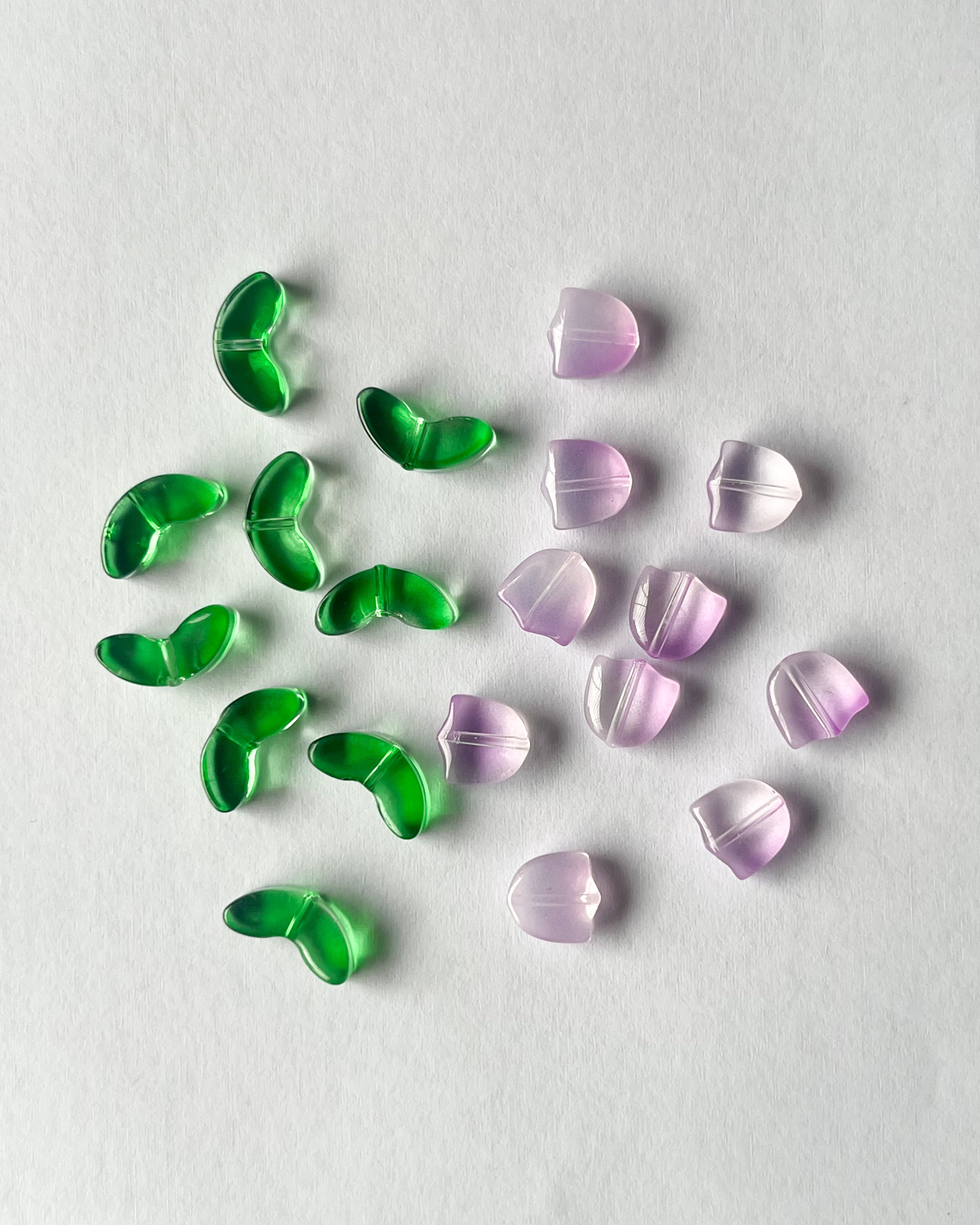 Tulip Glass Bead Set - 10 Pieces