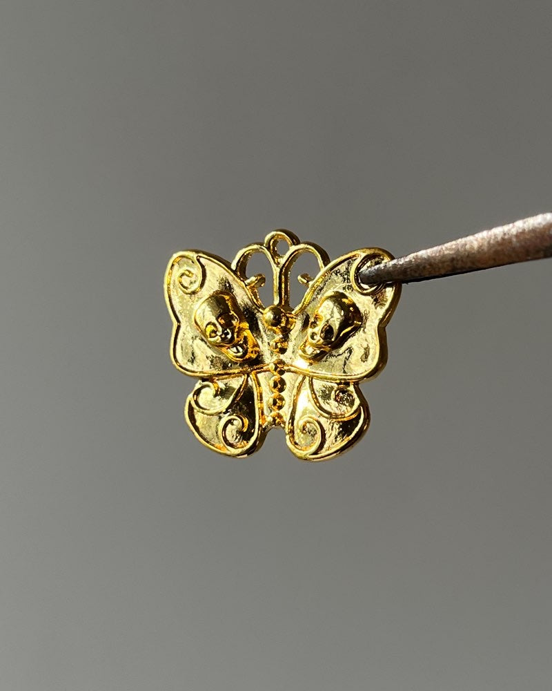 Gold skull Butterfly Pendant | 1 pc