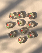 Tulip heart beads // 10 pc
