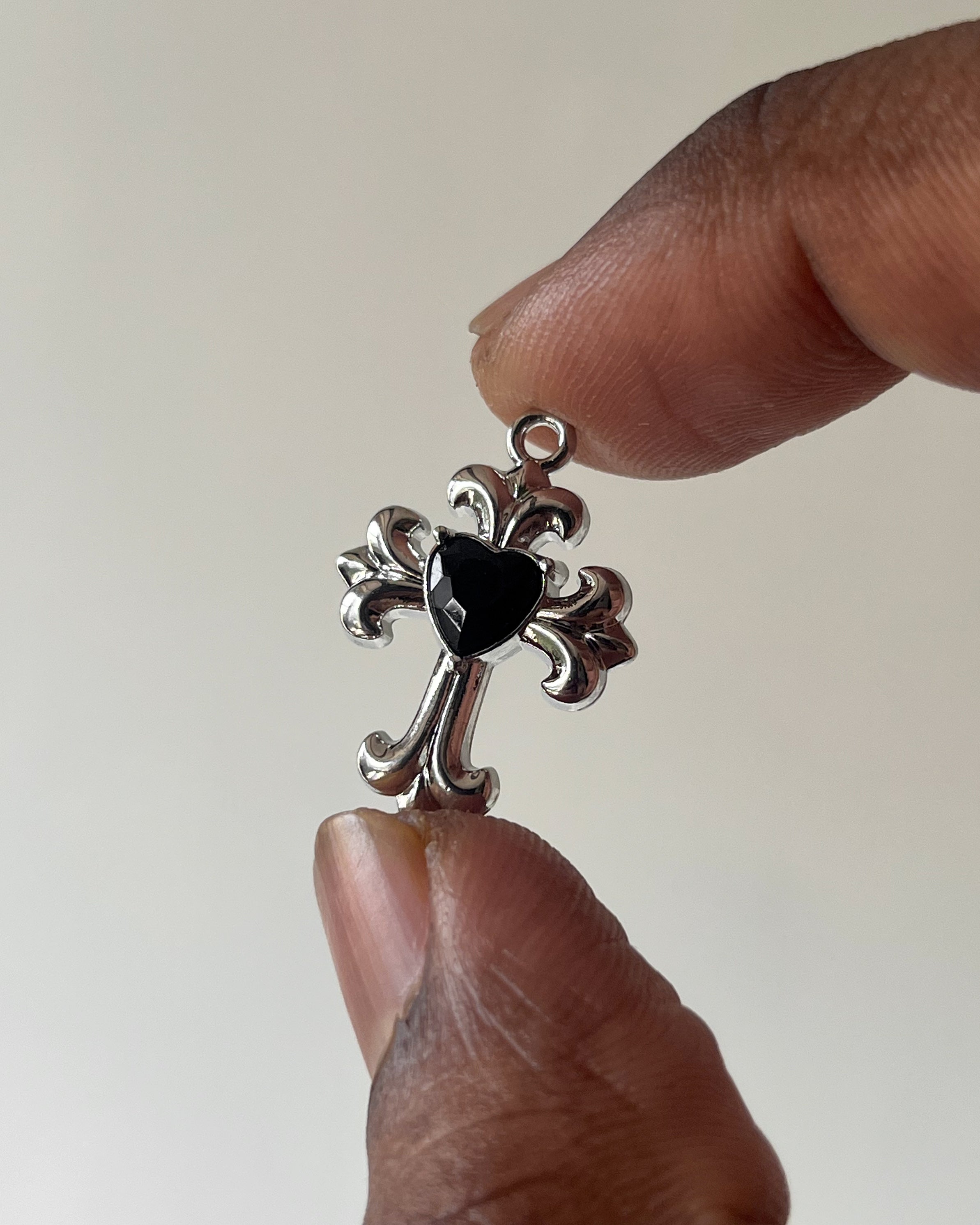 Black clover cross