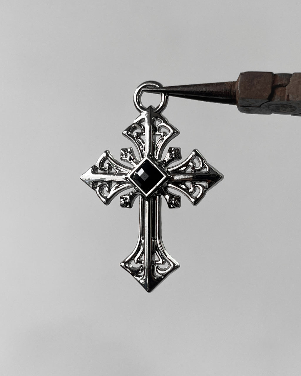 Darkthorn Cross