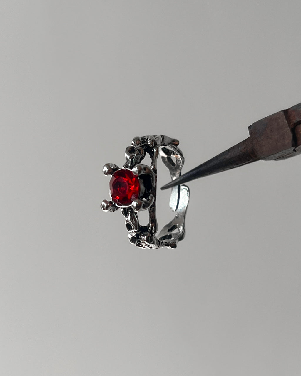 5 pc Red stone Ring