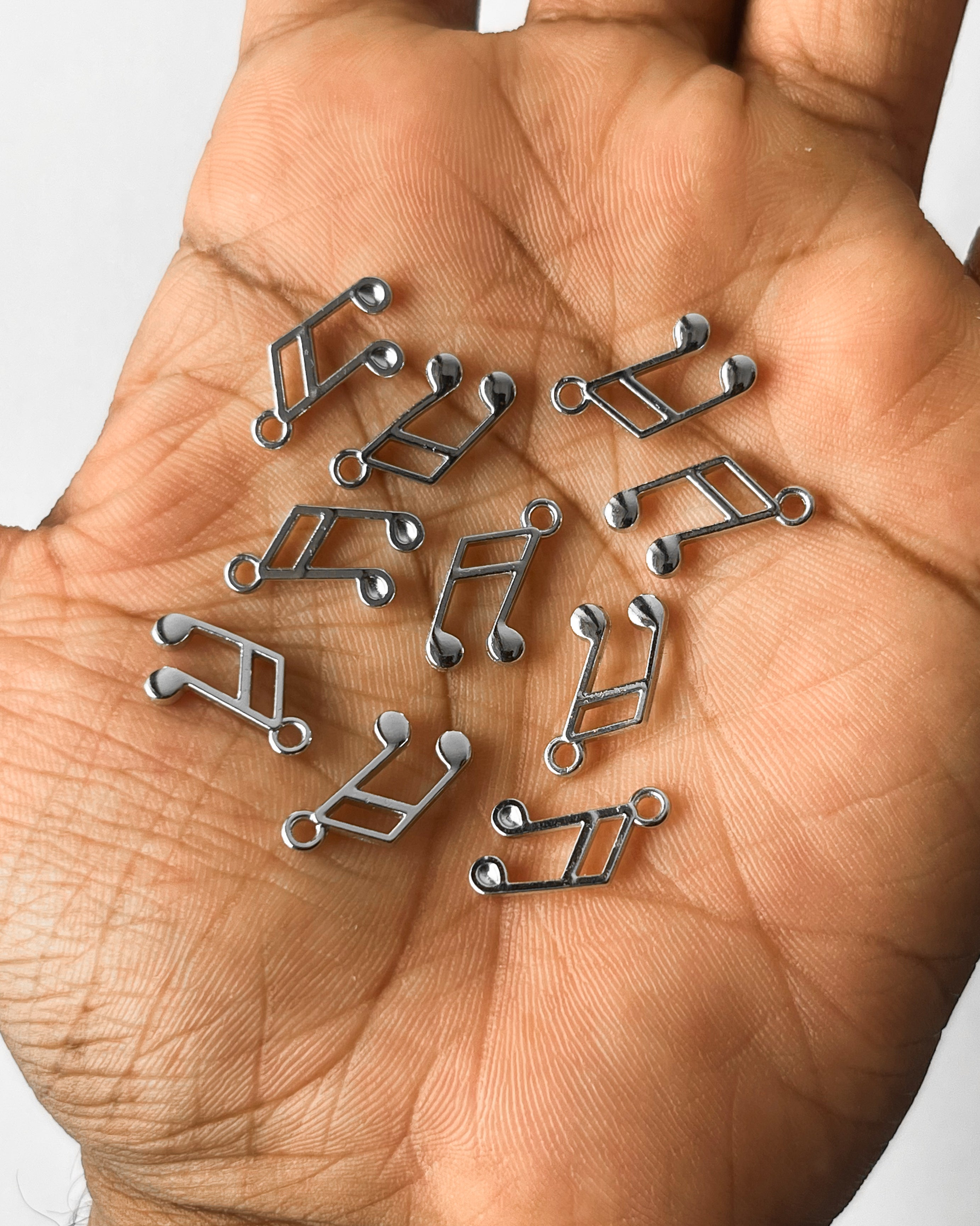 Music charm l 10 pcs