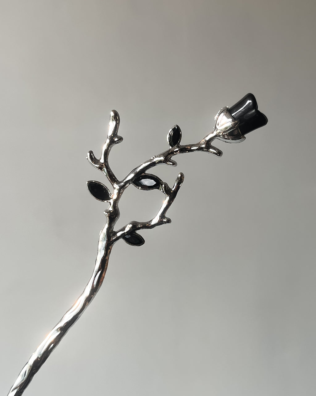 Mansi hairpin