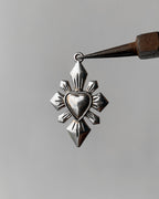 Throns Love charm 10 pc