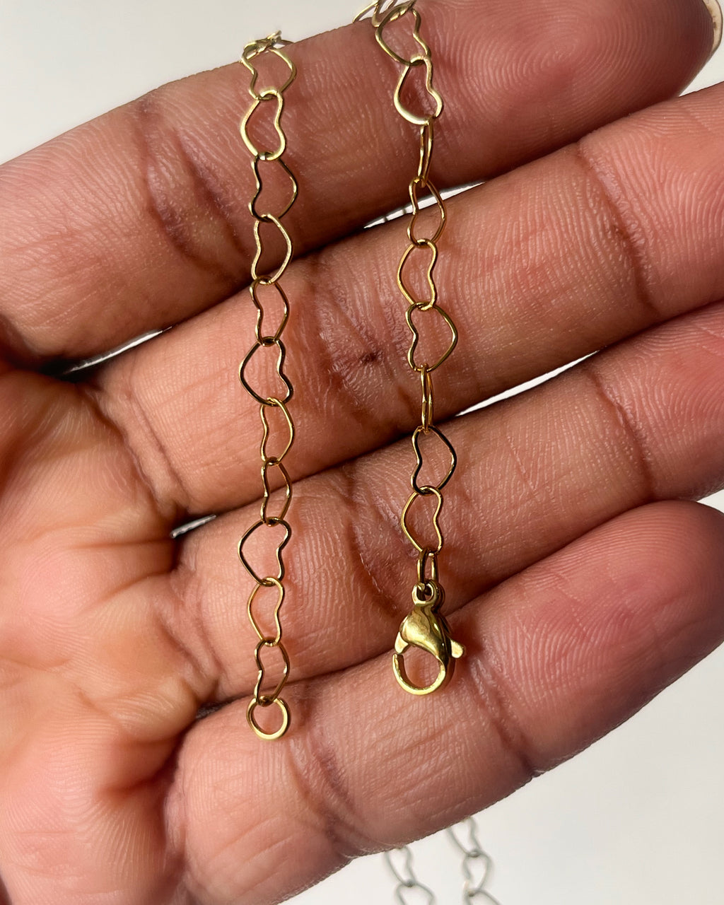 Gold heart link steel chain : 18 inch