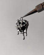 Melting black heart charm - 3 pc