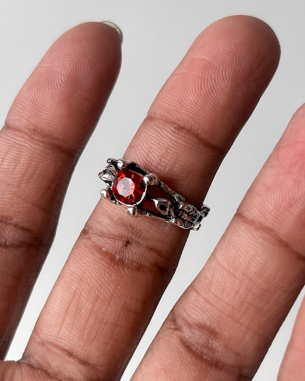 5 pc Red stone Ring