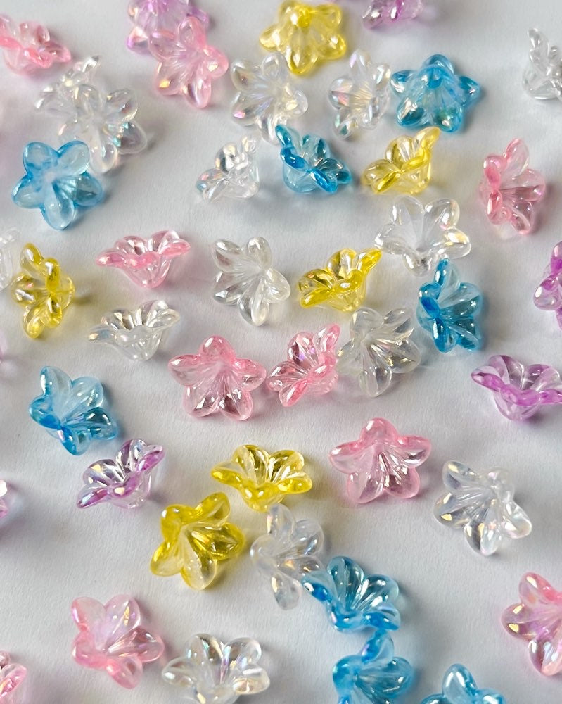 Lily holographic beads // 25 grams