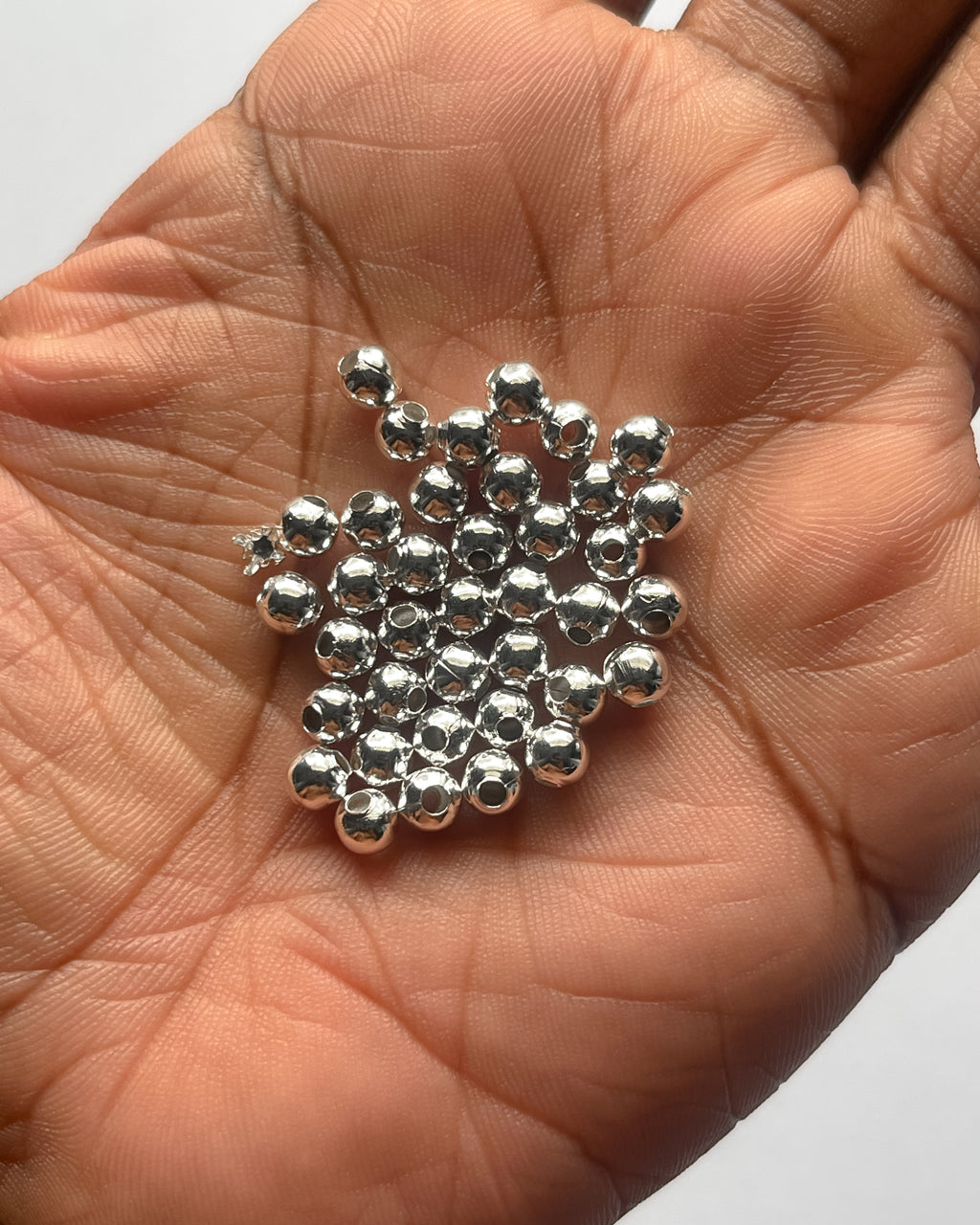 5mm Silver Metal beads - 25 grams