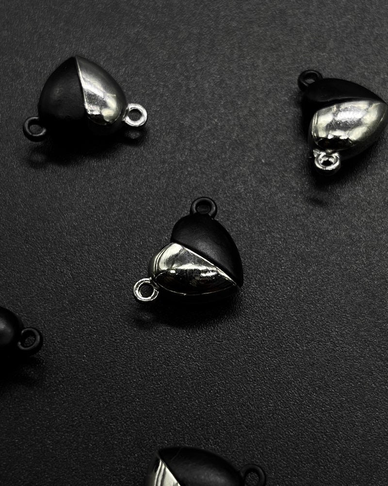 Heart Magnets Pack of 10 (Black & Silver)