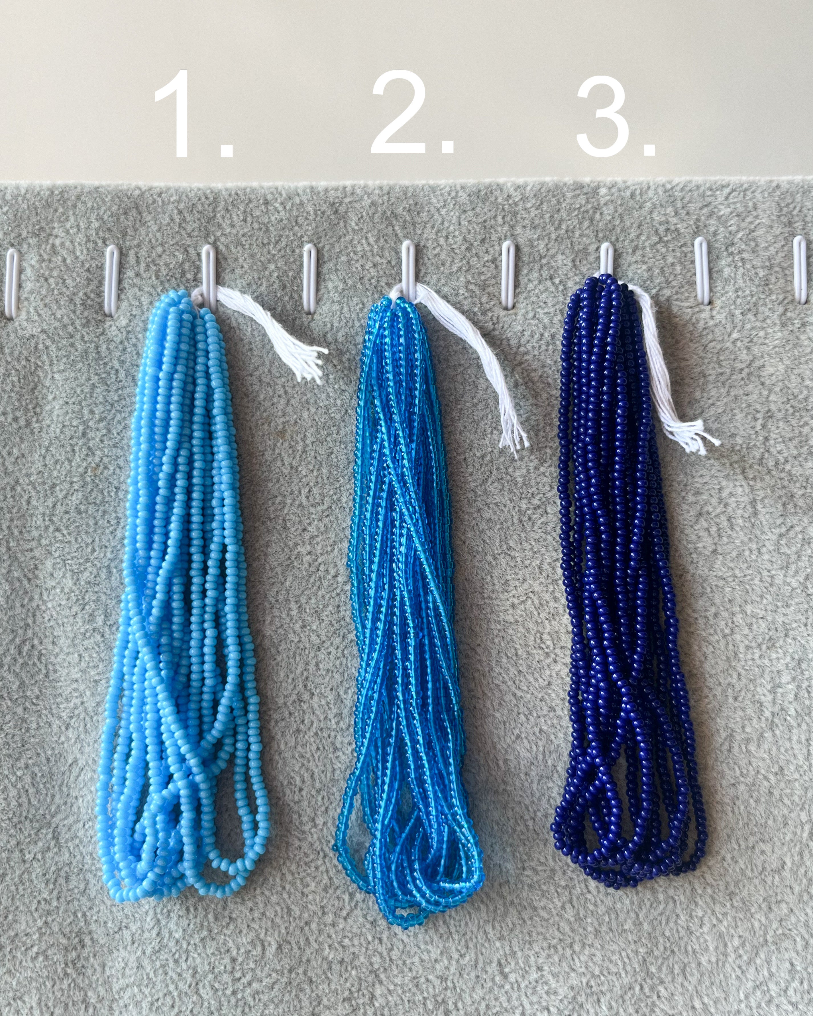 Small seed beads  : 20 grams