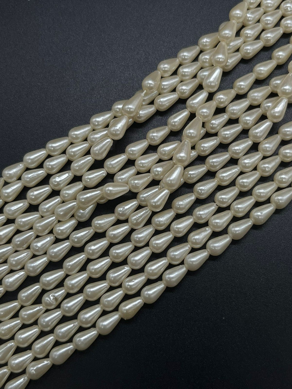 Plastic Drop beads  | 1 bunch
