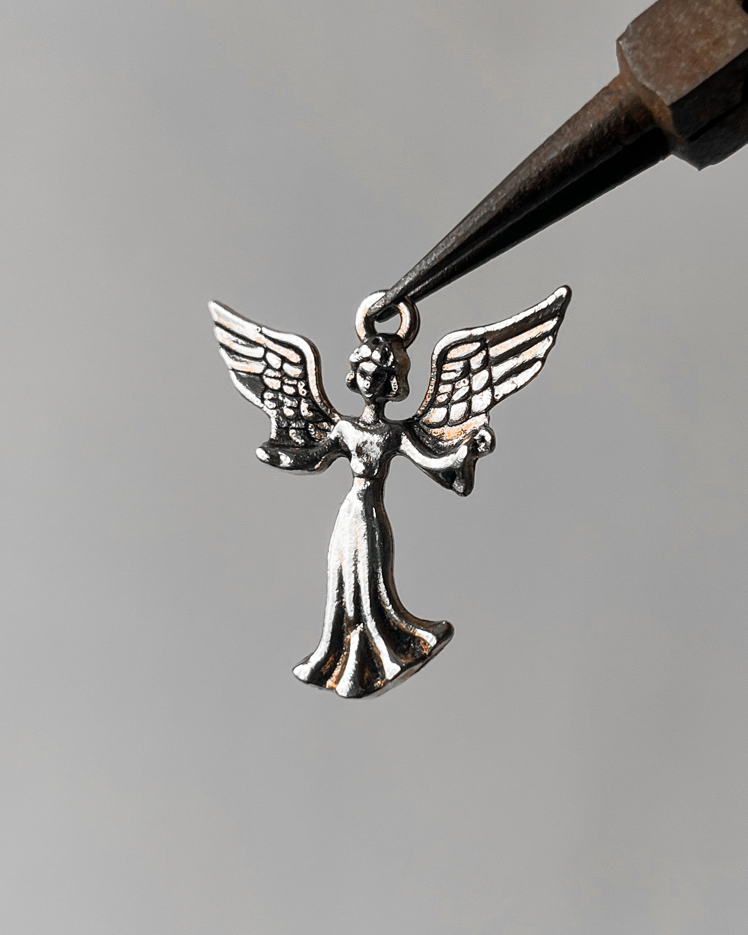 Angel charm  10 pc