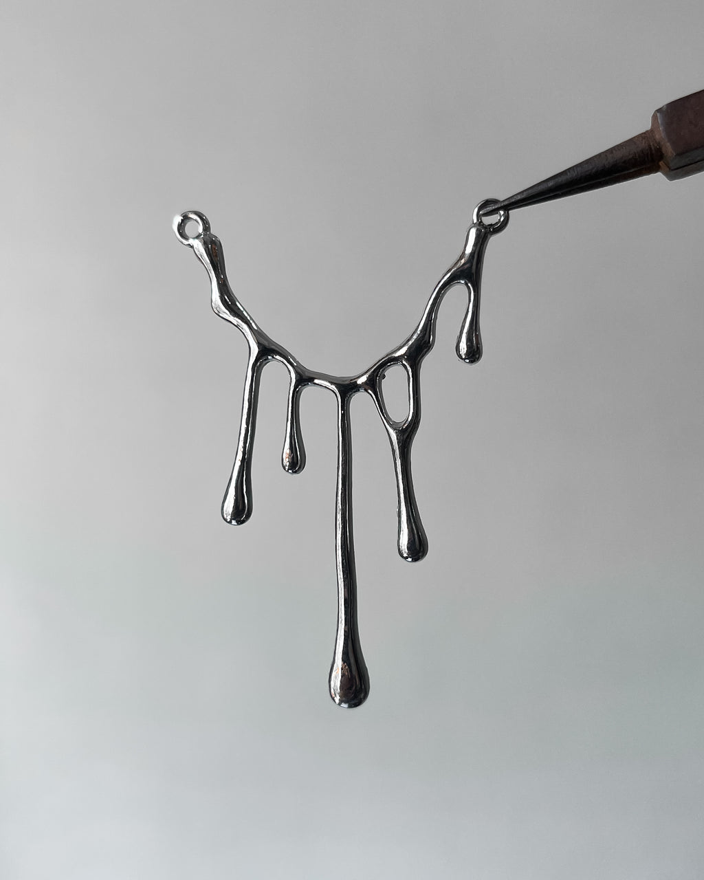 Dripping pendant