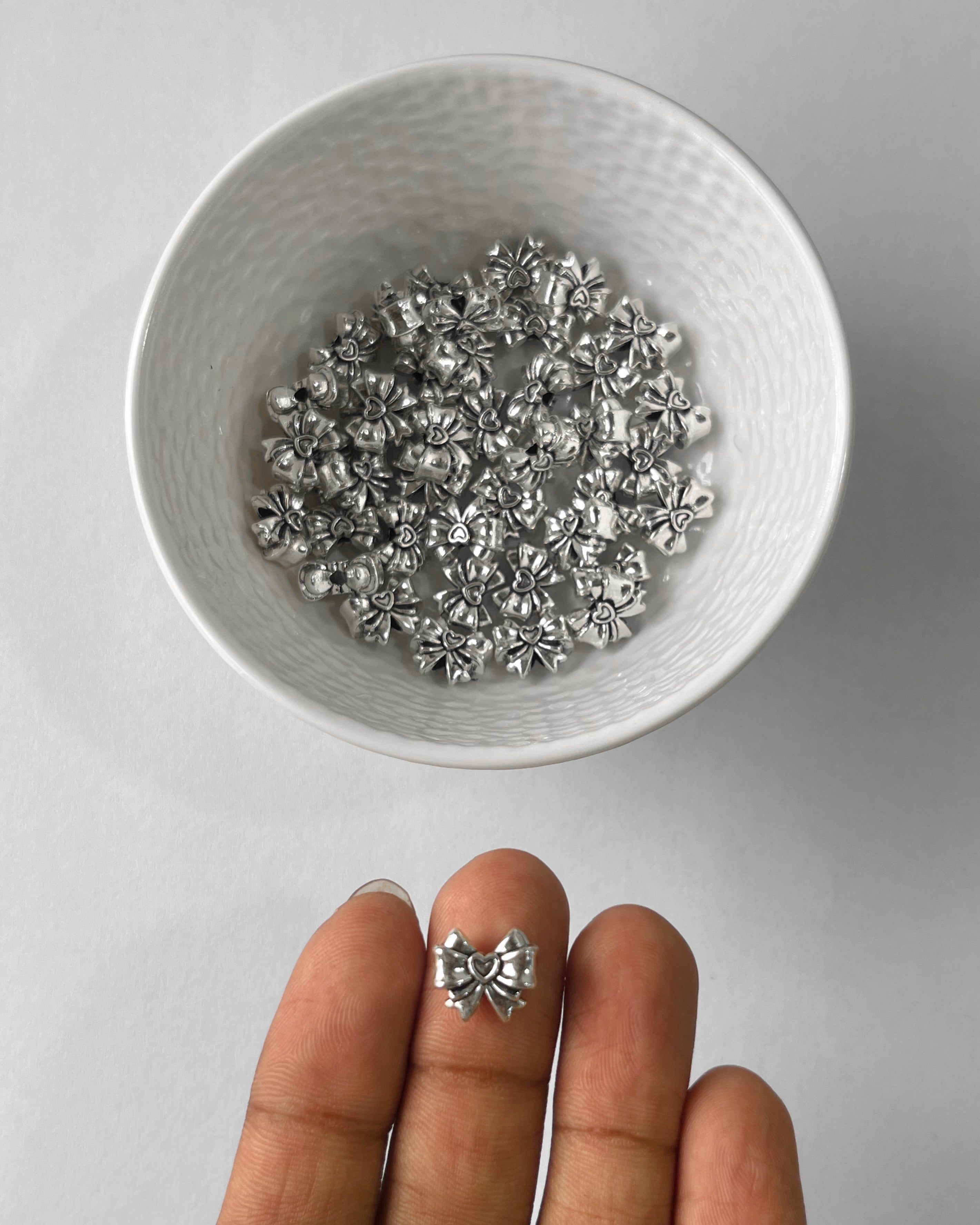 Heart bow Clearance stock 100 grams