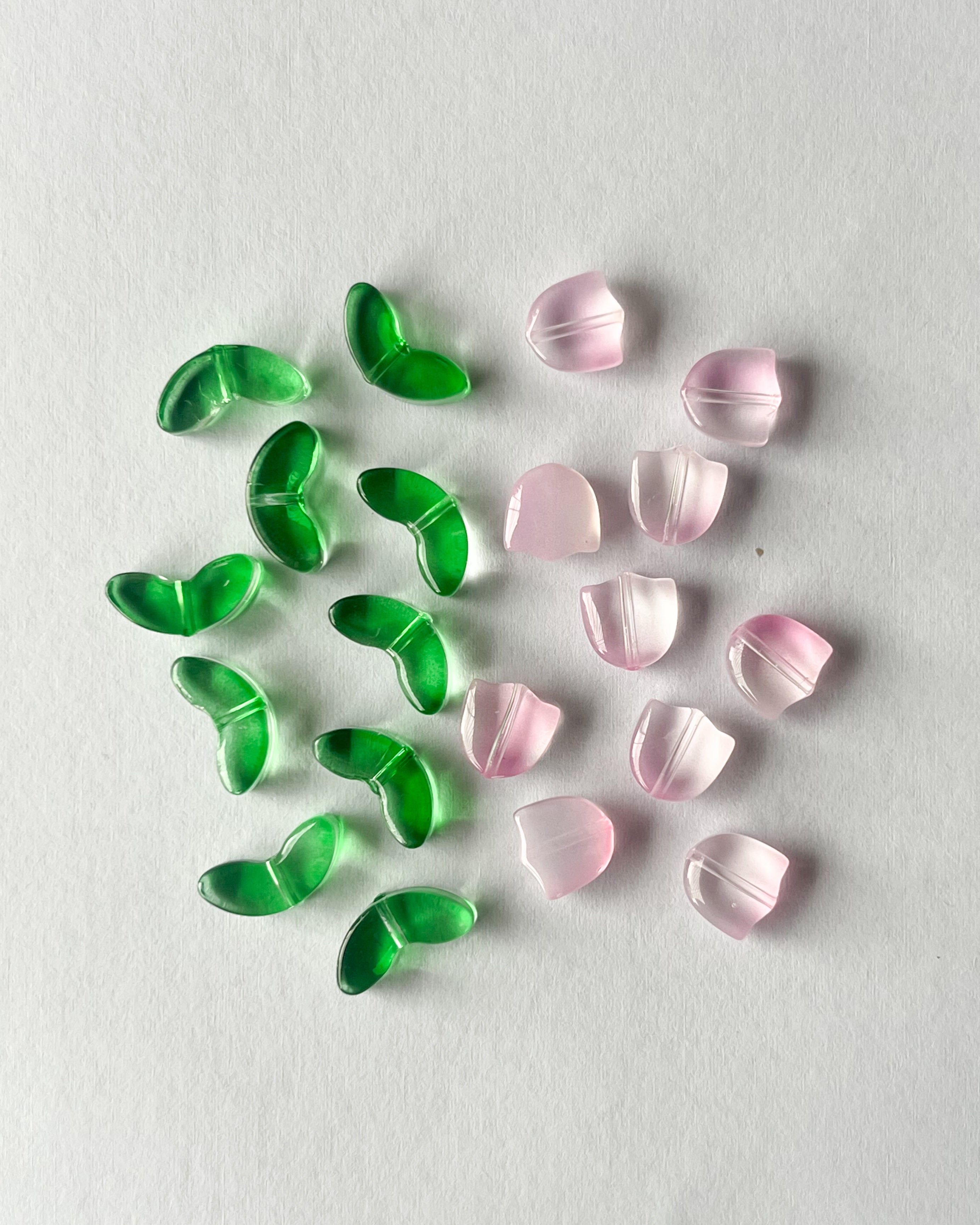 Tulip Glass Bead Set - 10 Pieces