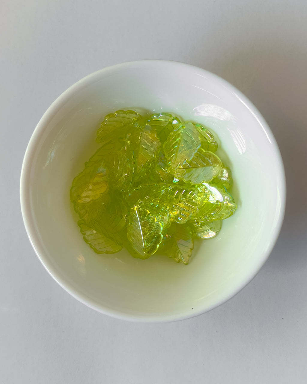 Big green leaf beads - 25 grams