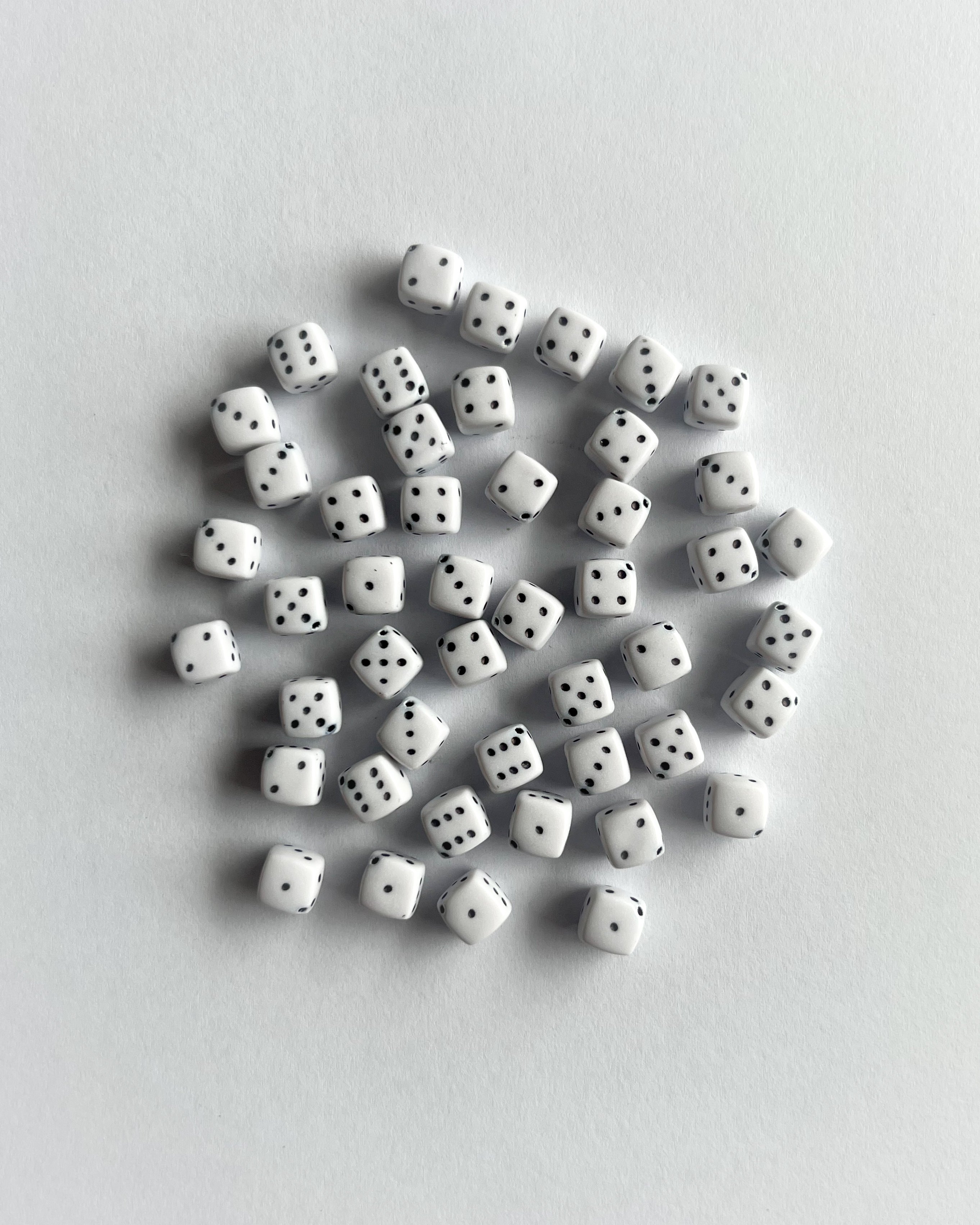Dice beads // 25 grams