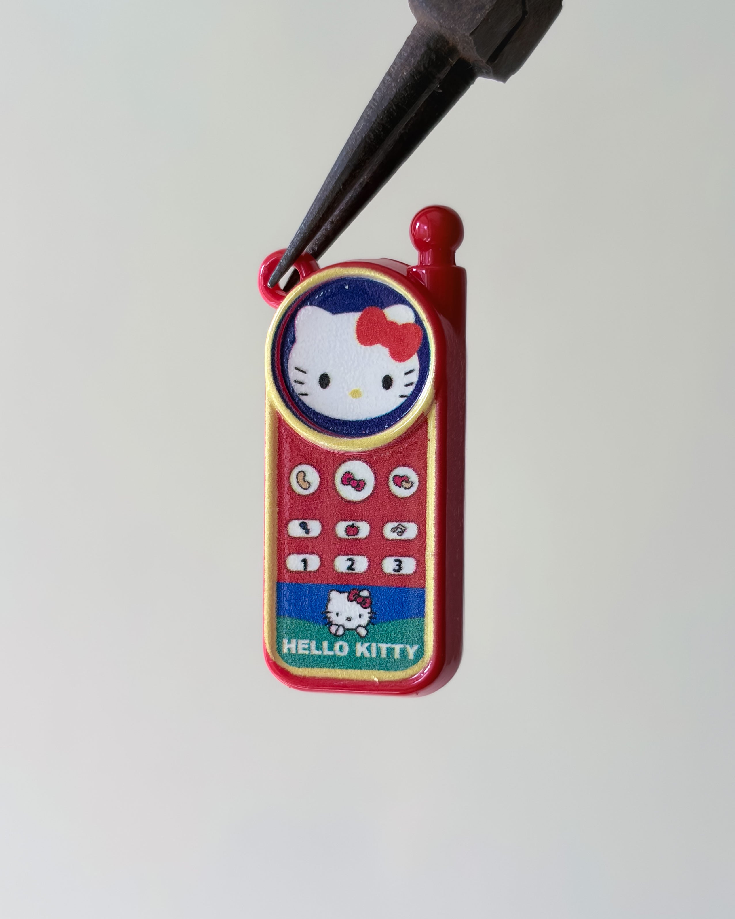 Cell phone - 1 pc