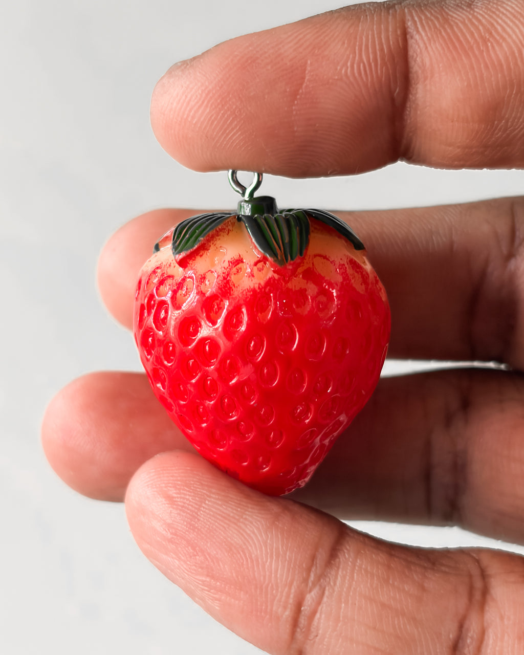 Big strawberry charm - 1 pc