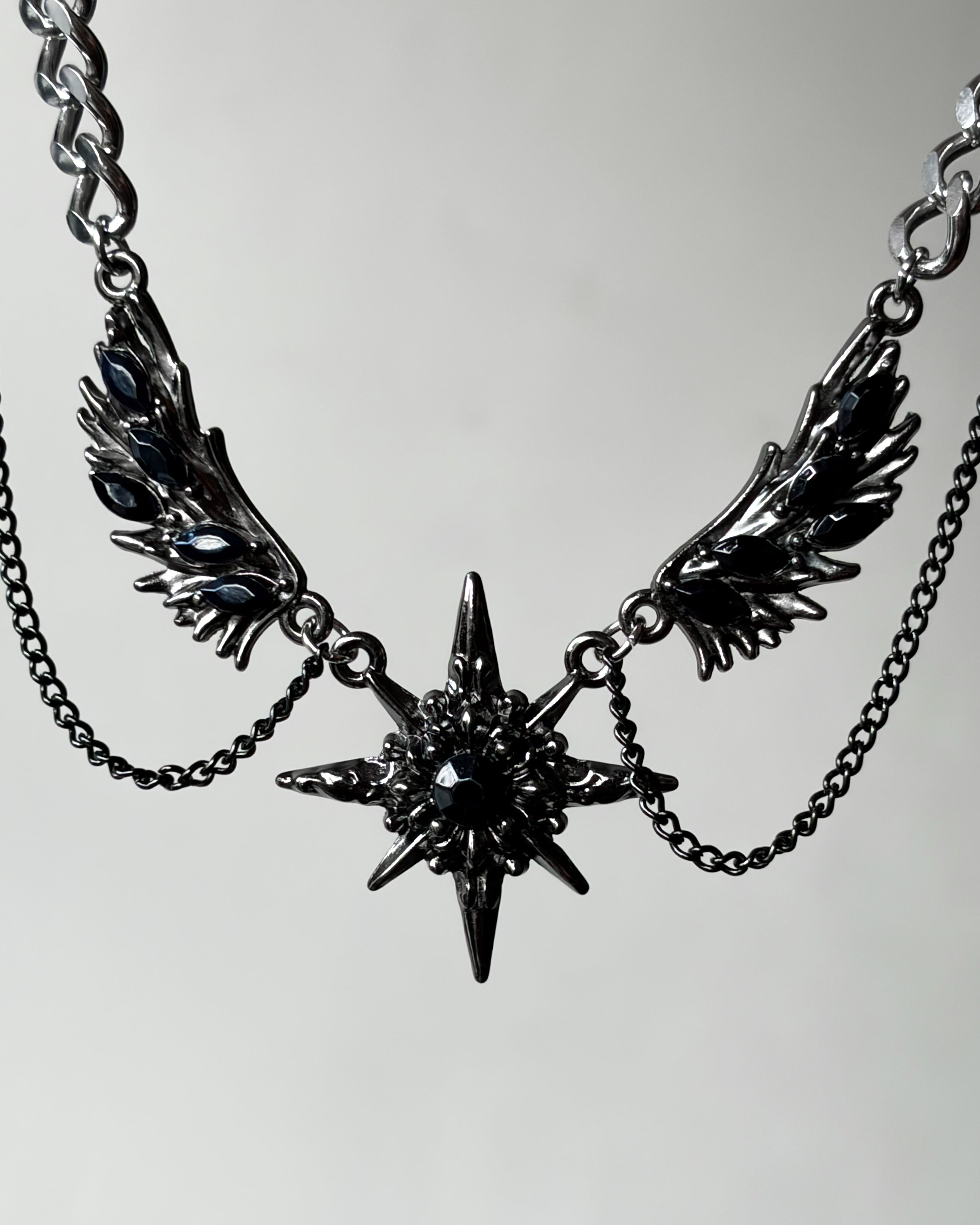 Gothic feather choker