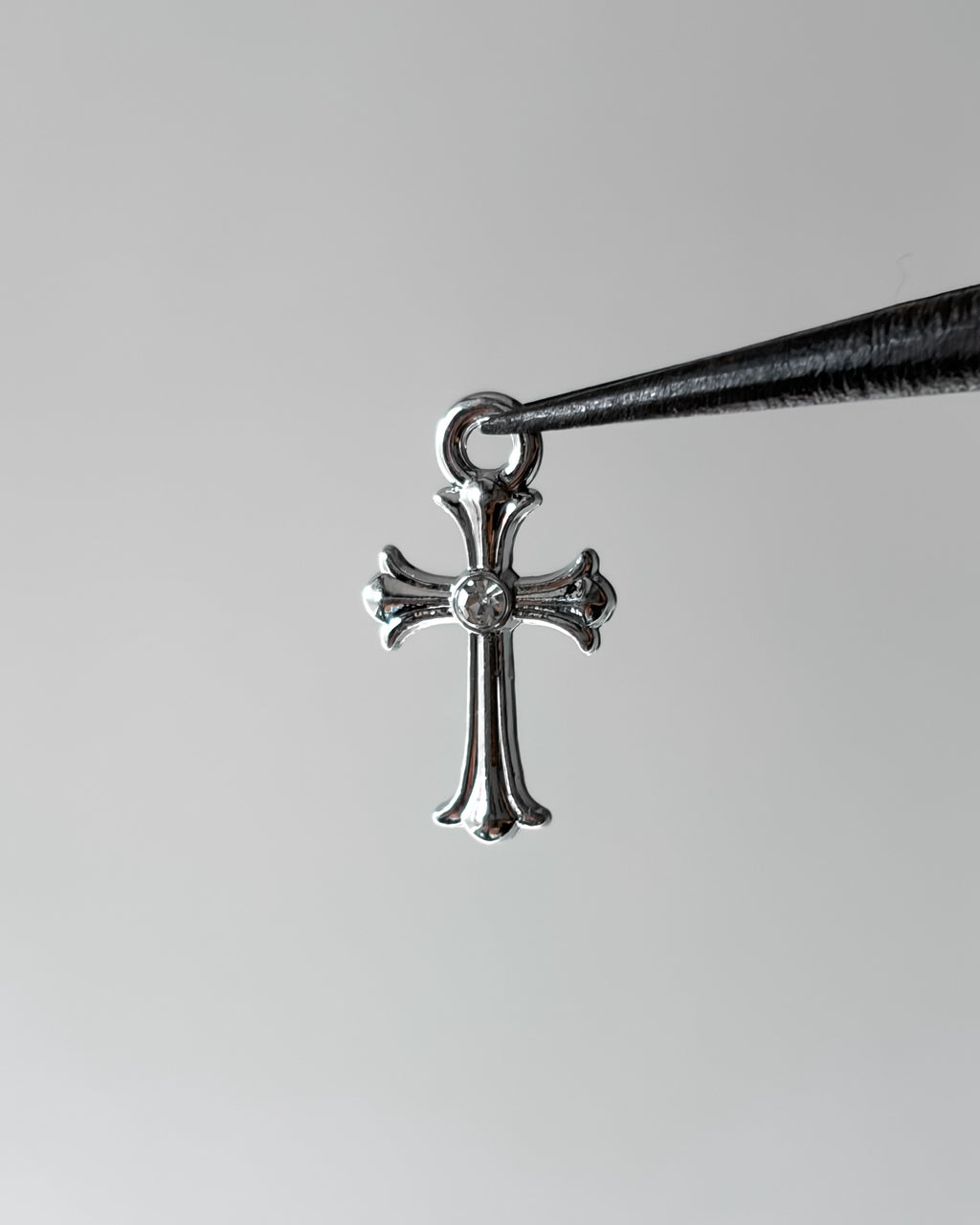 Imagine a cool earring - 4 pc