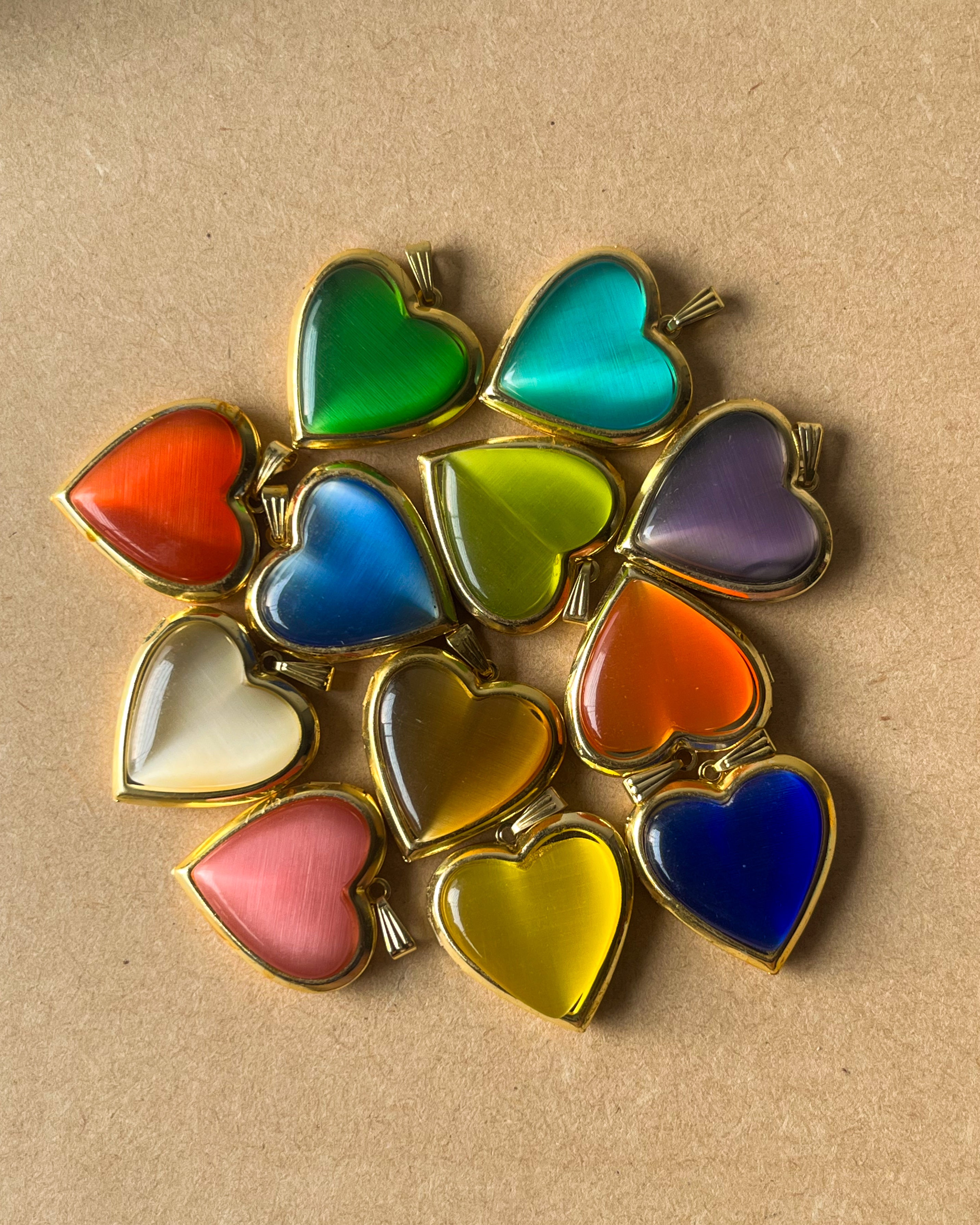 Gold Monalisa open heart - 12 random colours pack