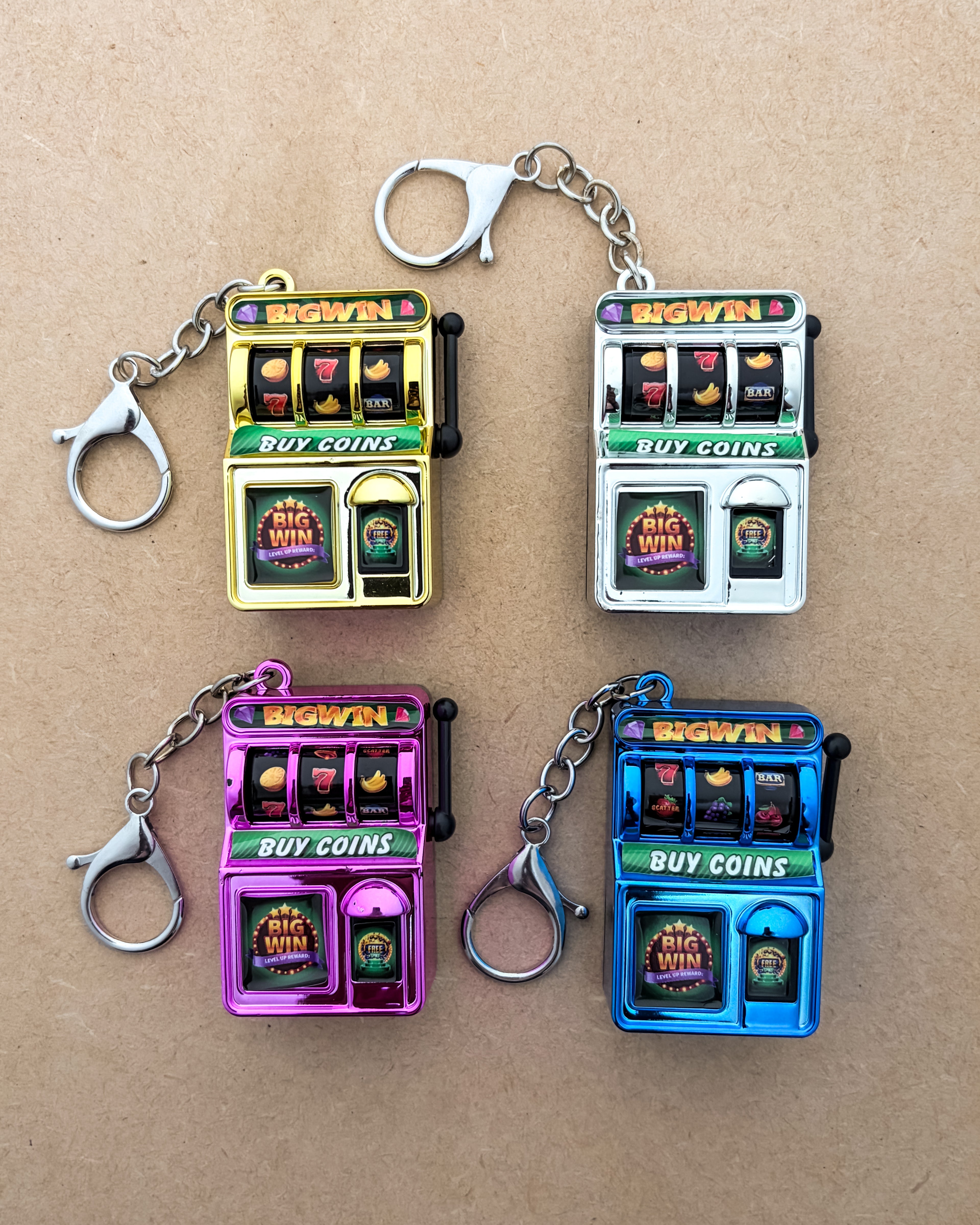 Casino slot machine keychains // 12 pc