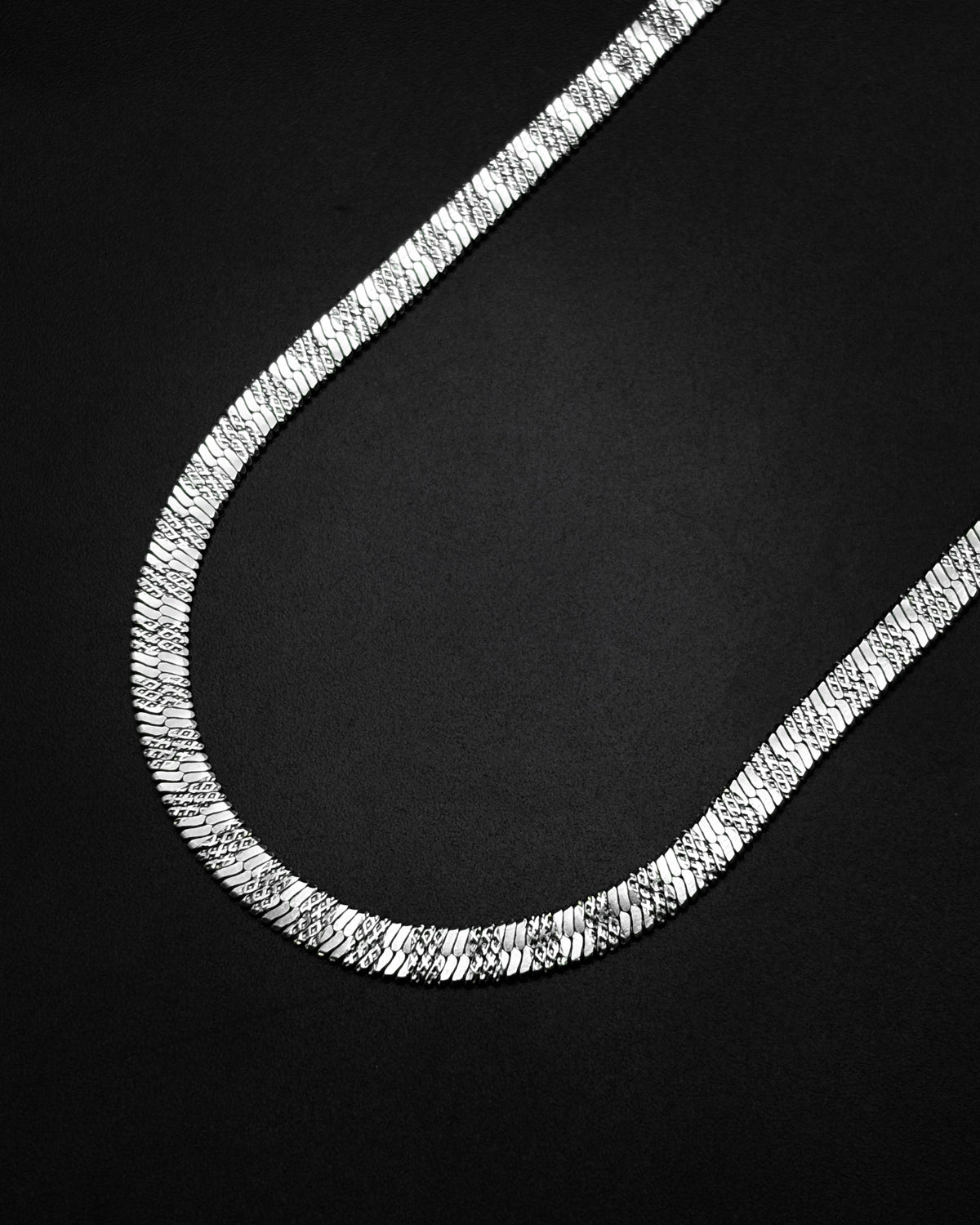 Stainless steel 1.0 Flat patterned snake chain
