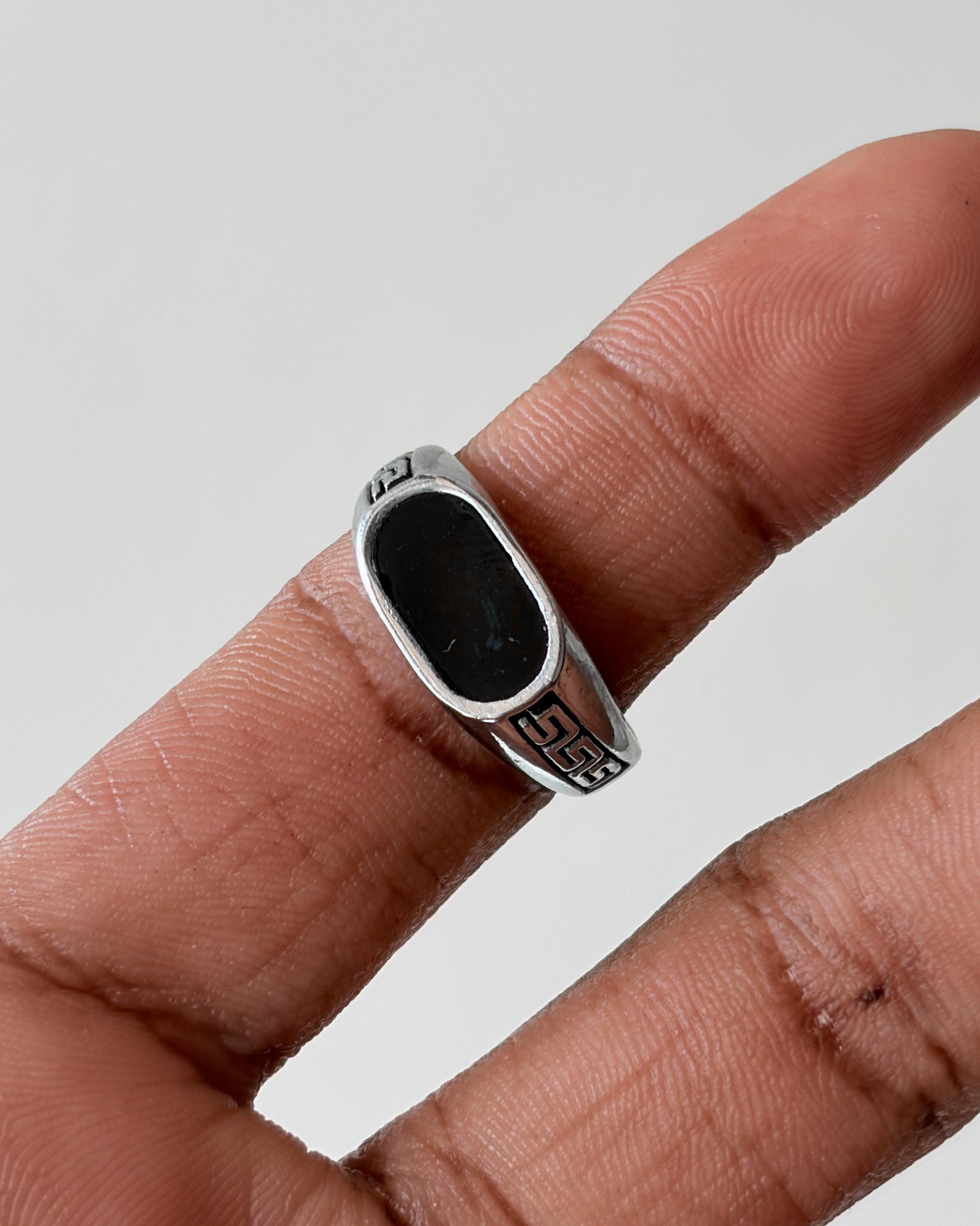 3.0 signet ring mix size - 12 pc (trial batch)