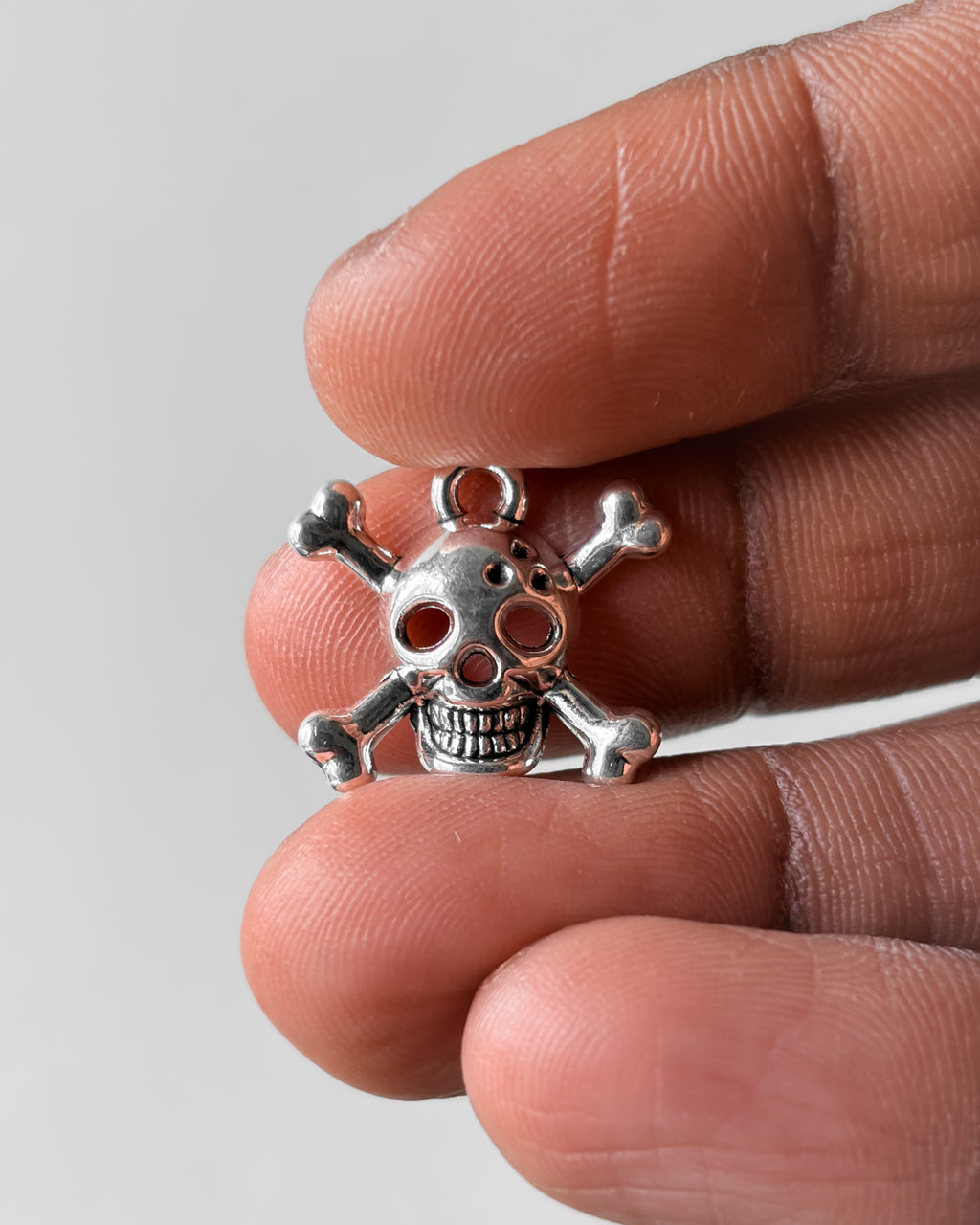 Skull bone charm - 10 pc