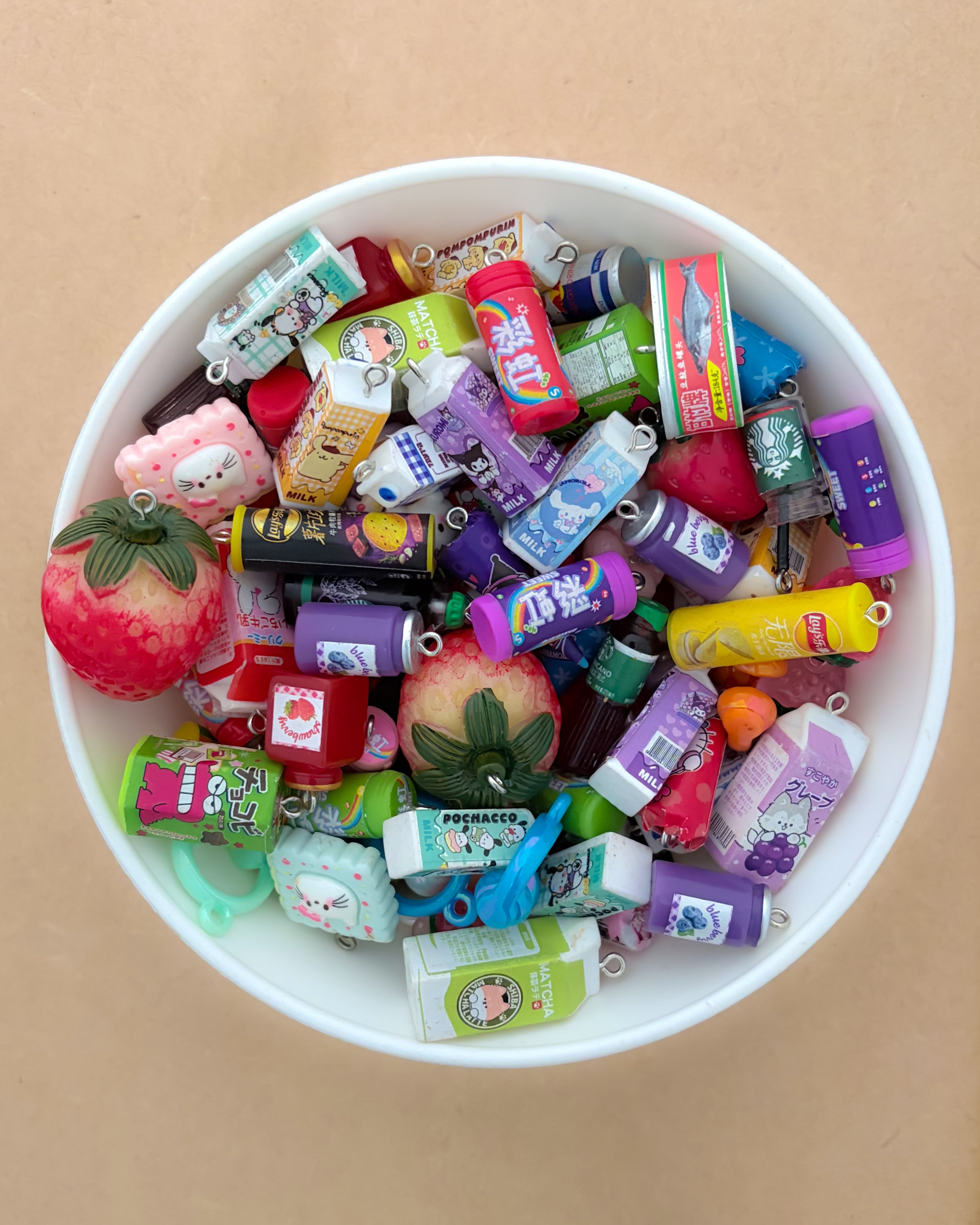 Mix cute charm - 10 pc