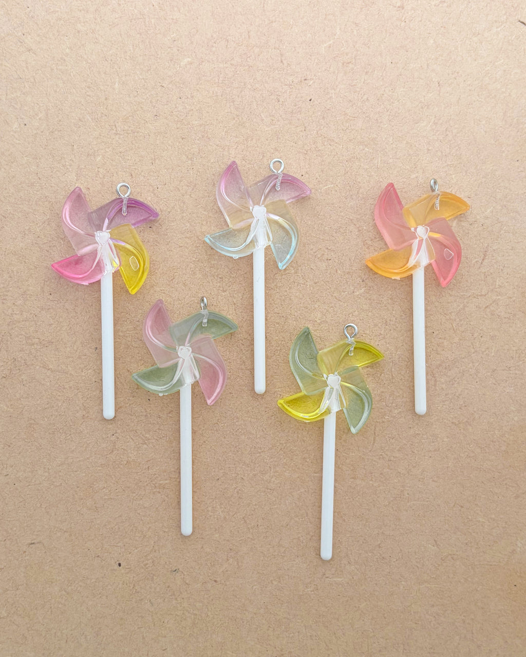 Pin wheel charm - 10 pc