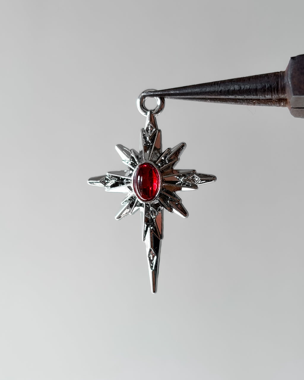 Red star burst - 3 pc