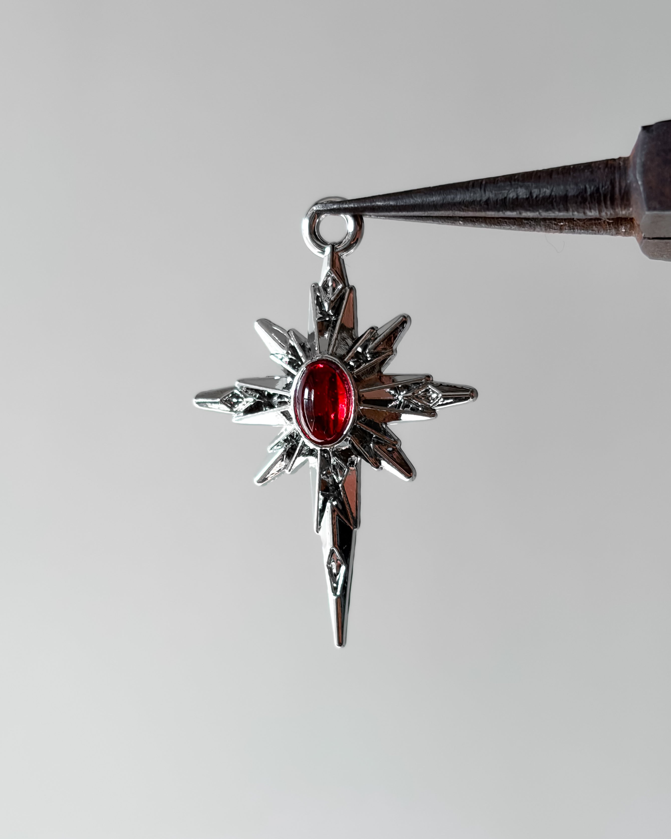 Red star burst - 3 pc