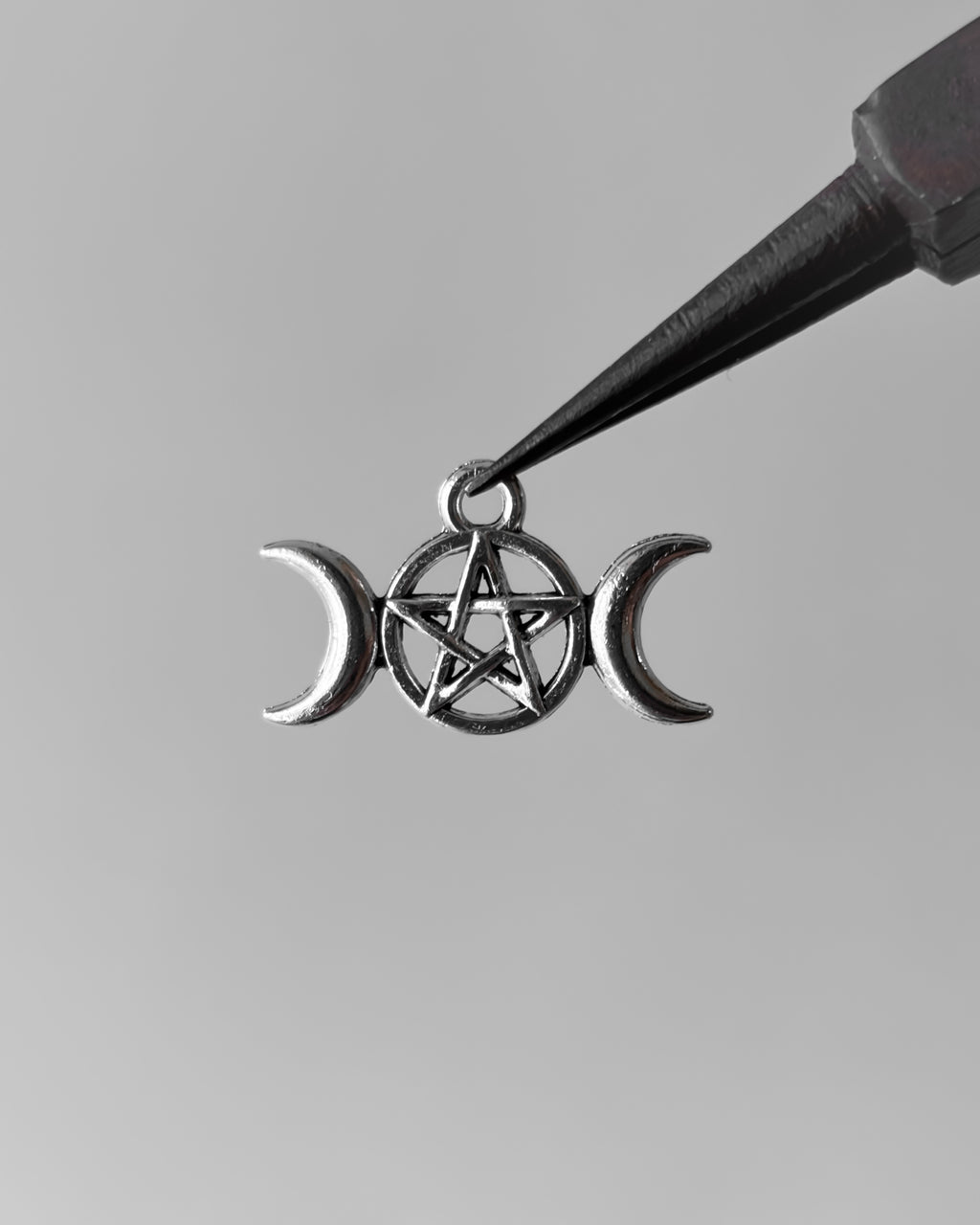 3 moon charm - 10 pc