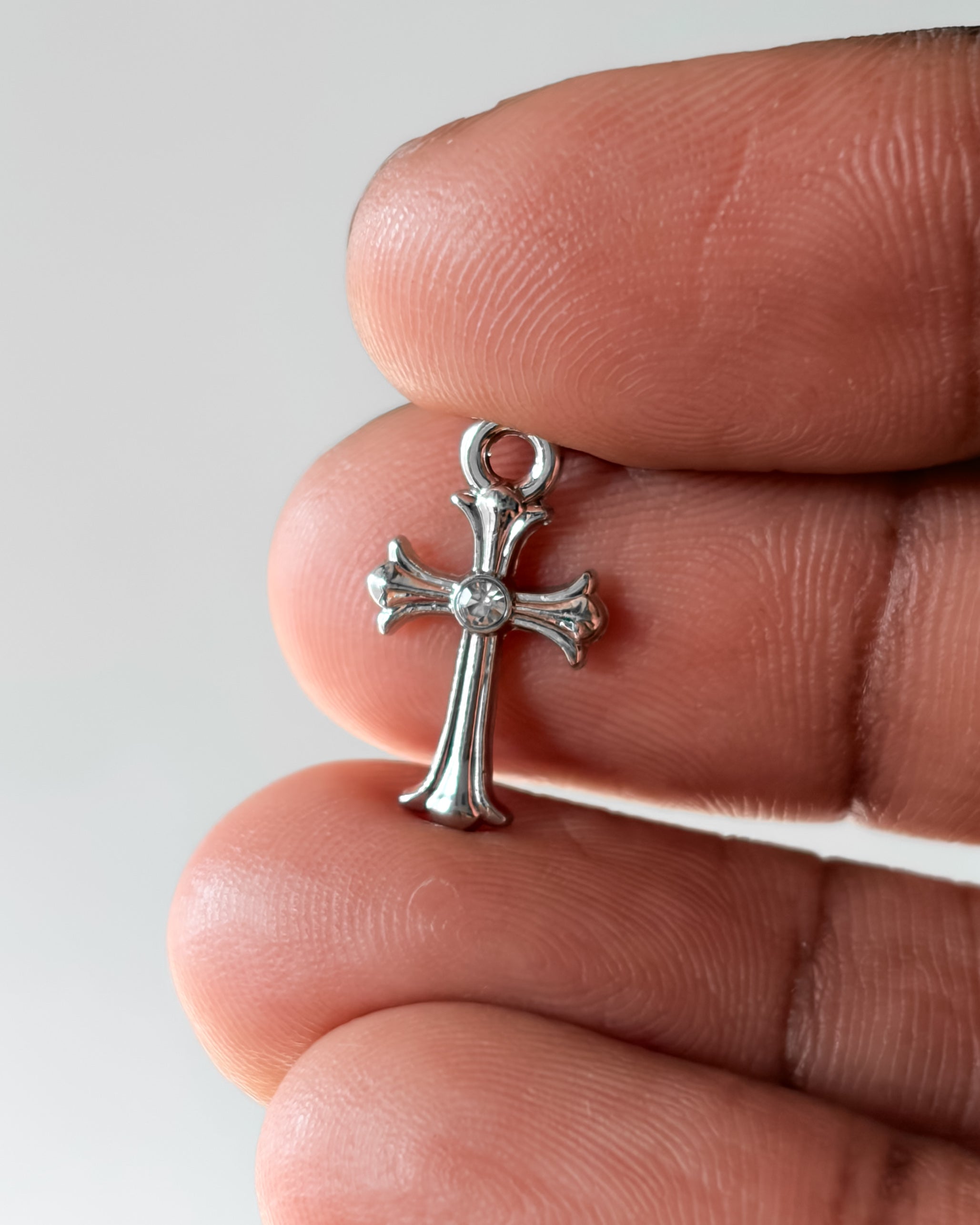 Imagine a cool earring - 4 pc